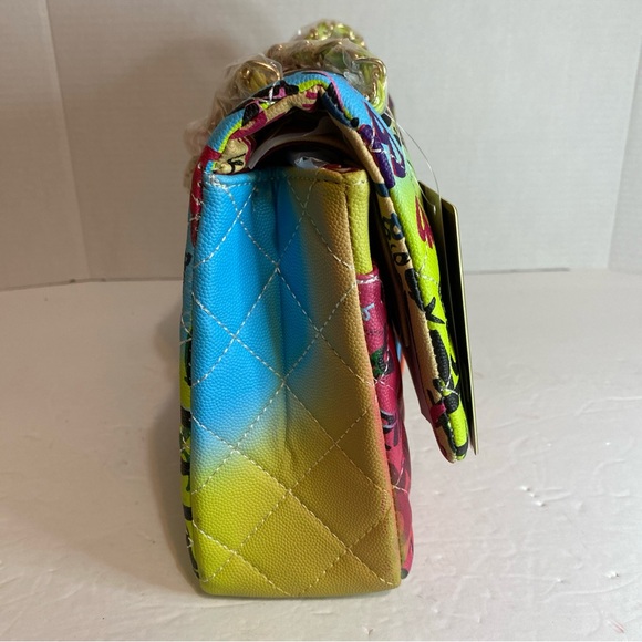 NWT Caleesa Vegan Graffiti Purse - Picture 5 of 11
